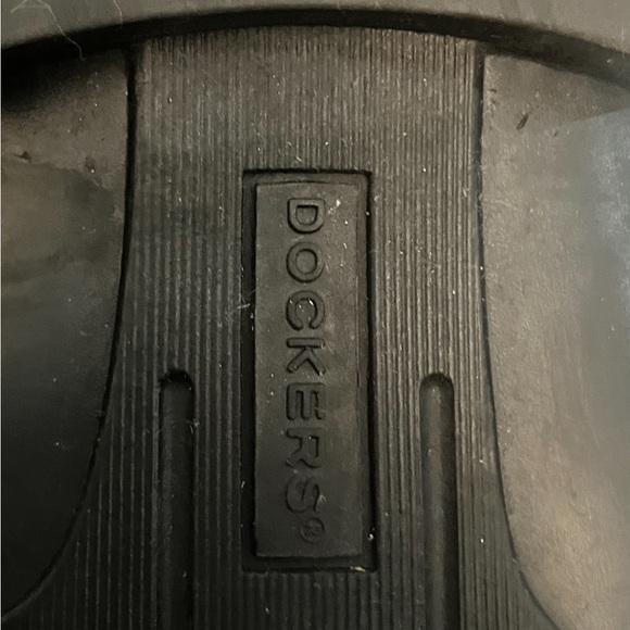 Dockers Black Loafers for Men in Pristine Condition!! - Picture 7 of 7